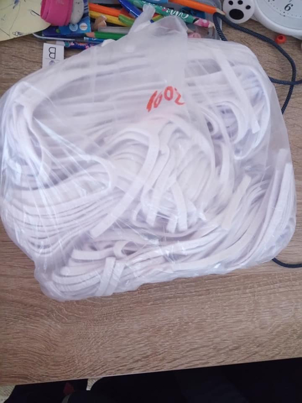 Пожаревачки ђаци и родитељи ДОНИРАЛИ маске